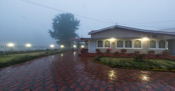 Bouganvilla Resort Ooty Exterior foto